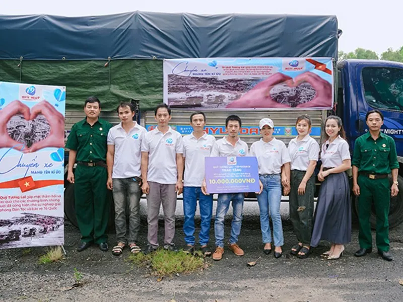 Đường dây nóng và dịch vụ tư vấn cờ bạc