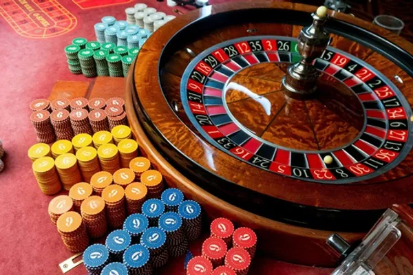 Biểu tượng kèo Tài Xỉu với quả bóng và số lượng bàn thắng