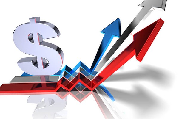 Huấn luyện viên đang chỉ đạo